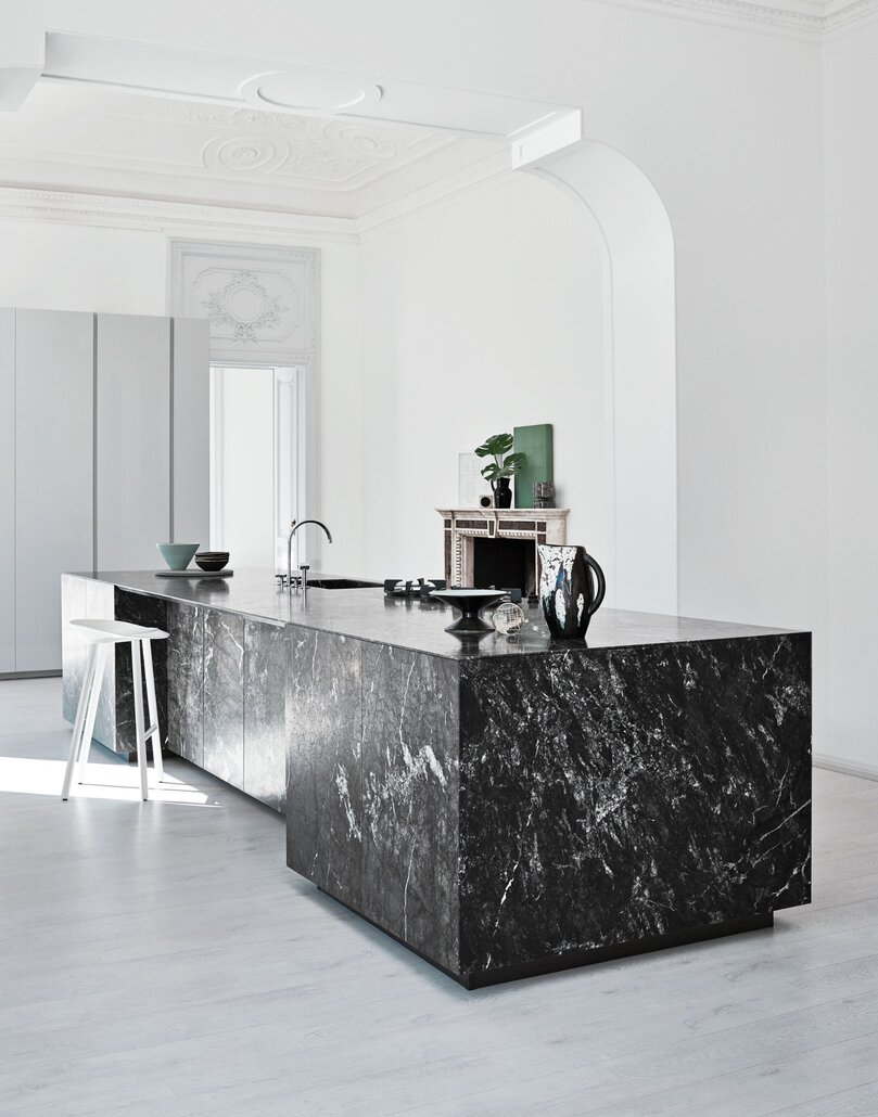 London Kitchen Island Leather Finish